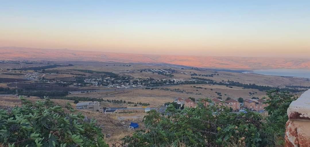 צימר בקתה מול הנוף ซาเฟด ภายนอก รูปภาพ